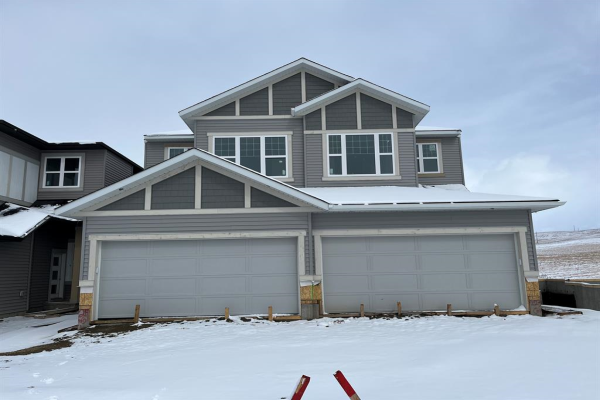220 Heritage Heights, Cochrane