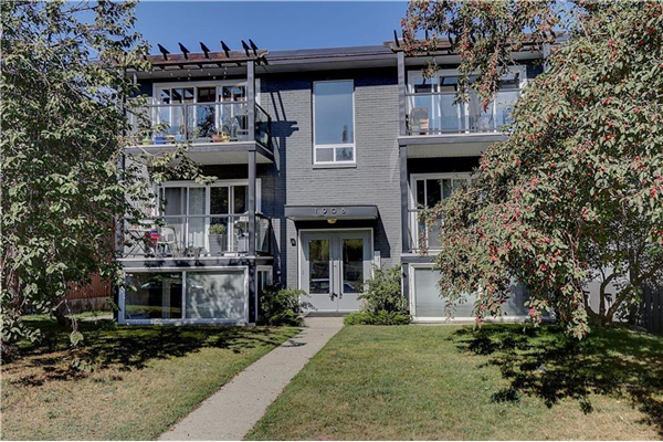 1908 28 Avenue SW, Calgary