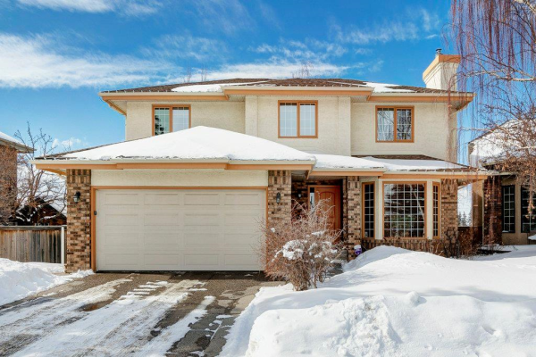 104 Christie Knoll Heights SW, Calgary