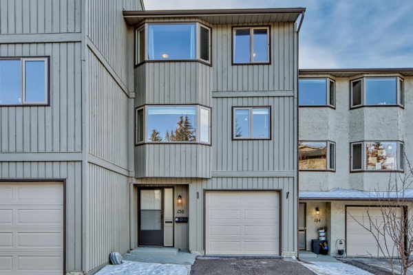 136 Glamis Terrace, Calgary