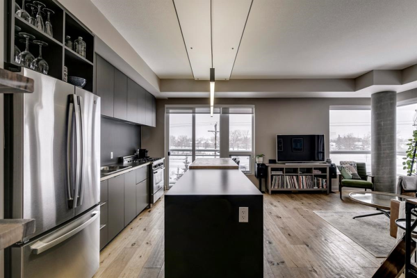 63 Inglewood Park SE, Calgary
