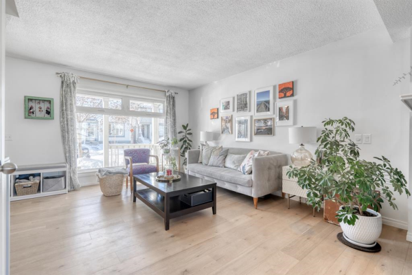 86 Prestwick Way SE, Calgary