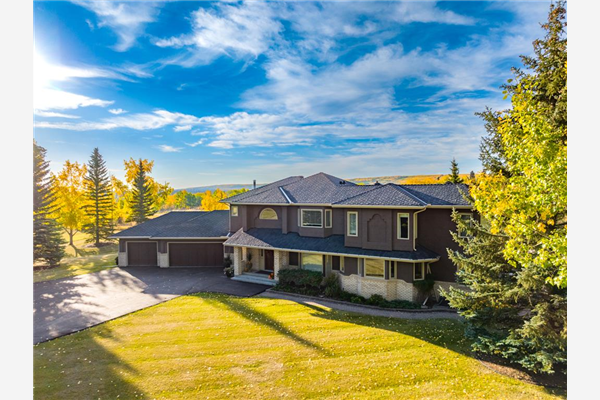 216 Pinetree Drive SW, Rural Rocky View County