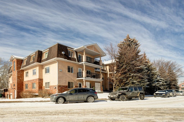 1415 17 Street SE, Calgary