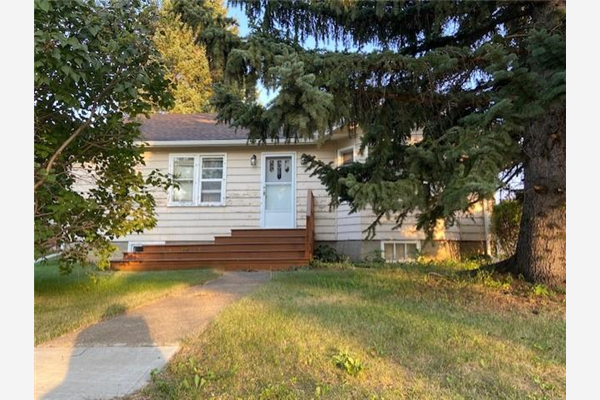 301 13 Street, Wainwright