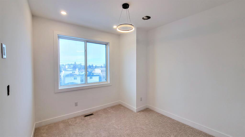 Listing A2029379 - Large Photo # 24