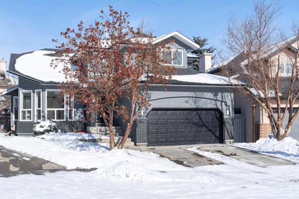 24 Silverstone Manor NW, Calgary