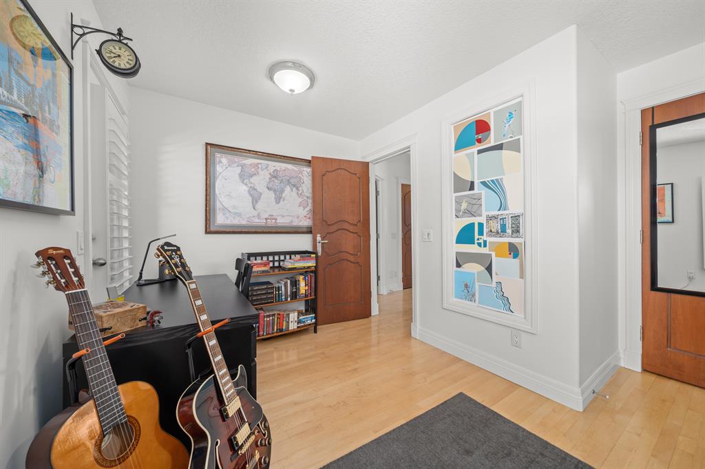 Listing A2029623 - Large Photo # 32