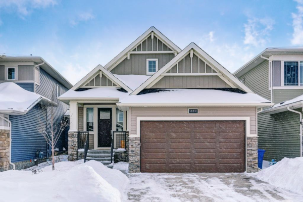 521 Bayside Row SW, Airdrie