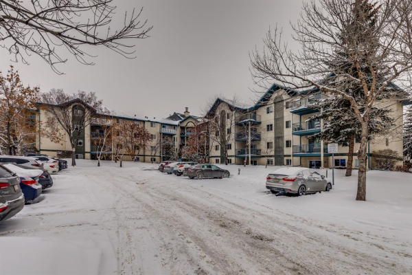 10 Dover Point SE, Calgary