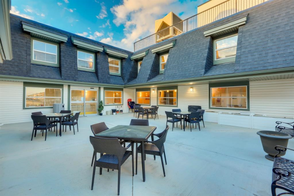 2635 Eversyde Avenue SW, Calgary