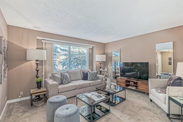 15 Edgedale Road NW, Calgary