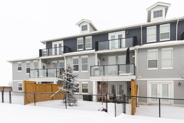 1001 8 Street NW, Airdrie