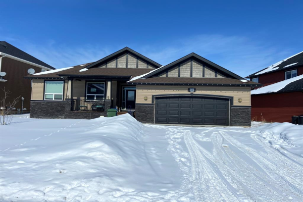 608 Boulder Creek Drive SE, Langdon