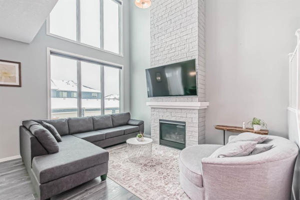 16 Nolanhurst Heights NW, Calgary