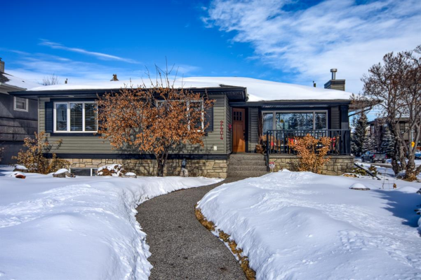 2404 29 Avenue SW, Calgary