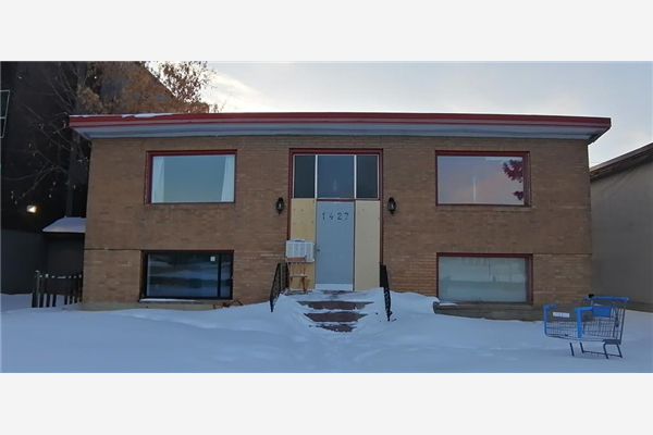 1427 37 Street SW, Calgary