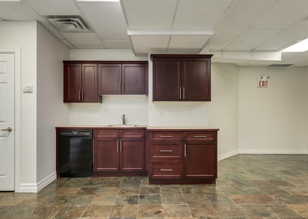Listing A2032162 - Large Photo # 12