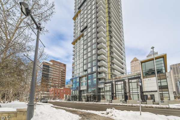 310 12 Avenue SW, Calgary