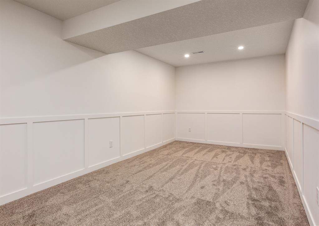 Listing A2032370 - Large Photo # 41