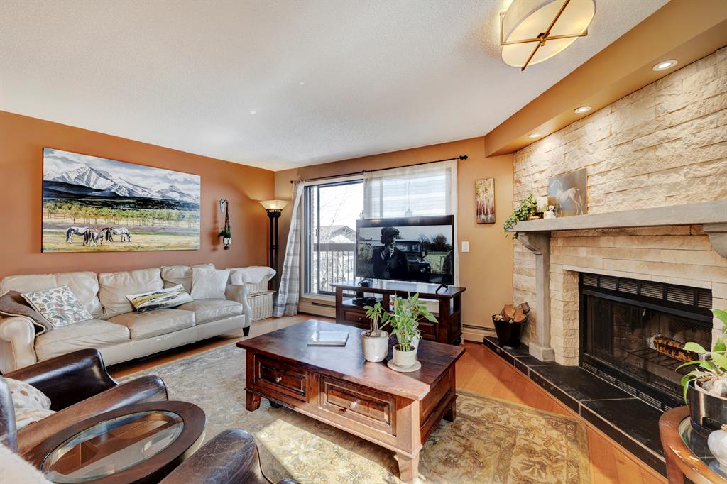 Listing A2032760 - Large Photo # 3