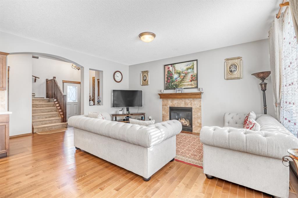 Listing A2032942 - Large Photo # 5