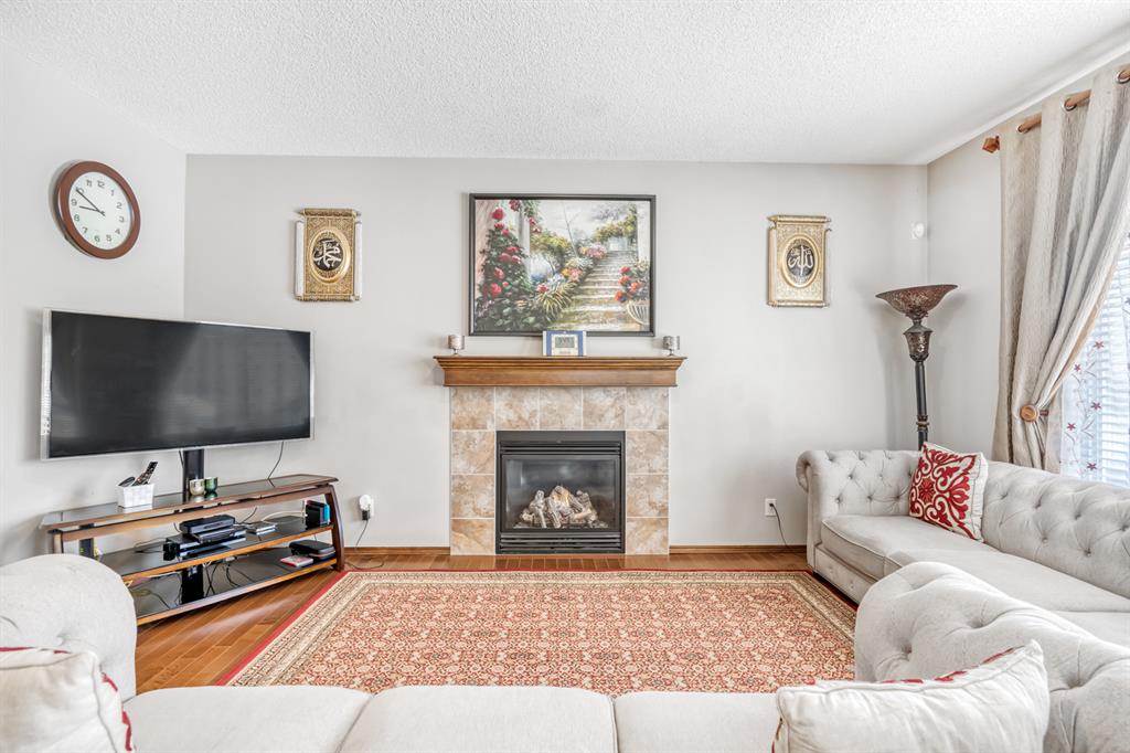 Listing A2032942 - Large Photo # 4