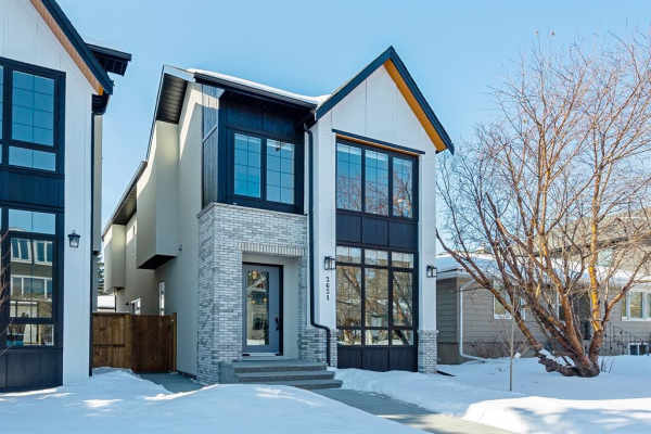 2621 Cochrane Road NW, Calgary