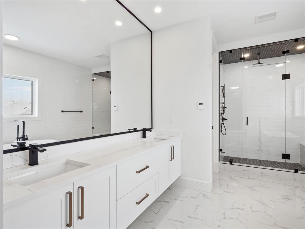 Listing A2032988 - Large Photo # 36