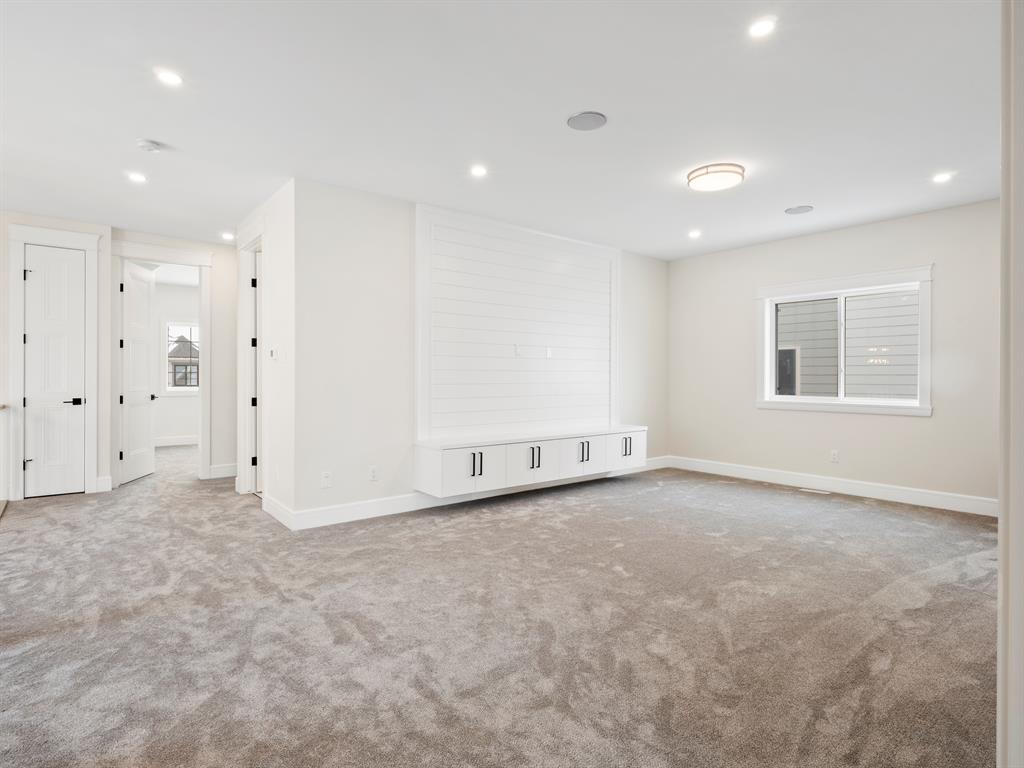 Listing A2032988 - Large Photo # 23