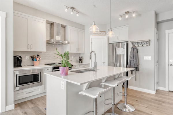 30 Walgrove Walk SE, Calgary