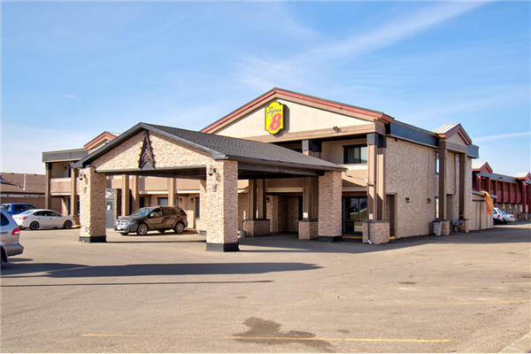7474 Gaetz  Avenue, Red Deer