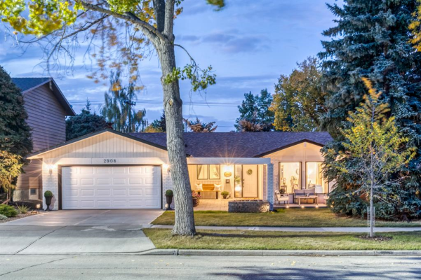 2908 Palliser Drive SW, Calgary