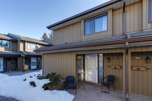 3131 63 Avenue SW, Calgary