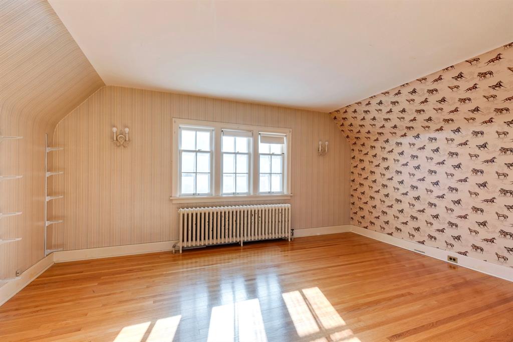 Listing A2034883 - Large Photo # 20