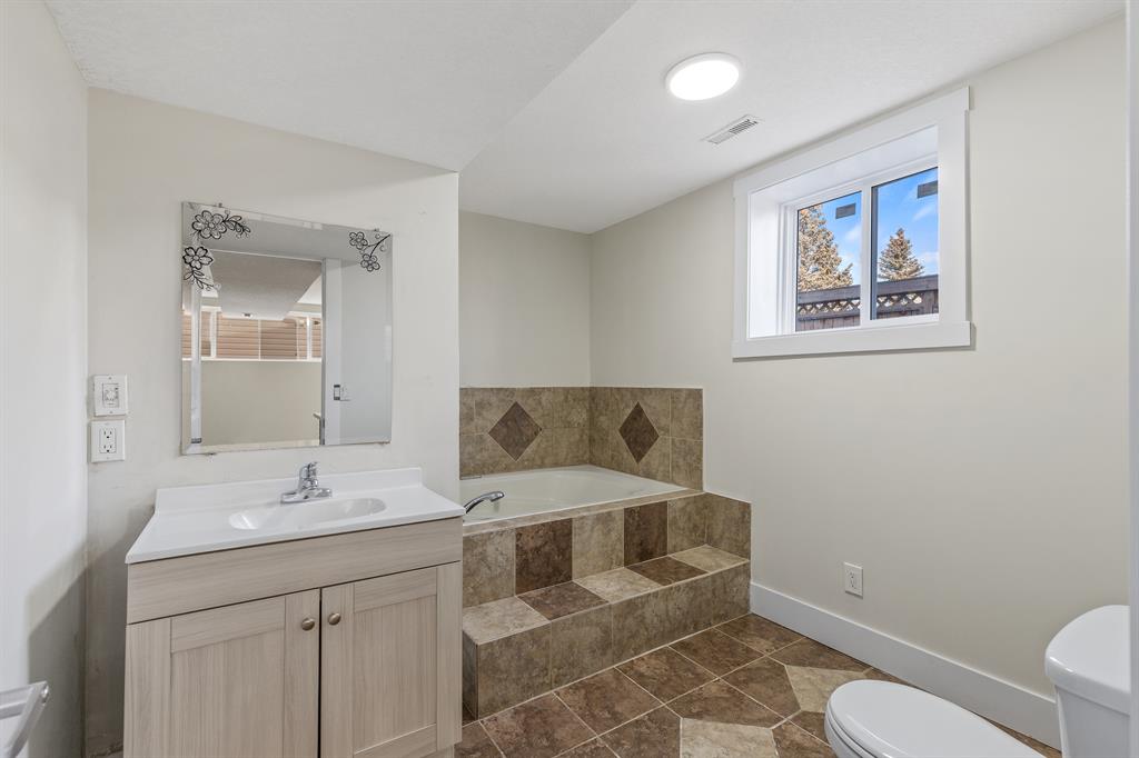 Listing A2035879 - Large Photo # 19