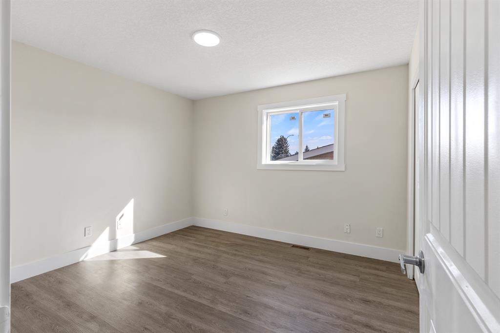 Listing A2035879 - Large Photo # 14