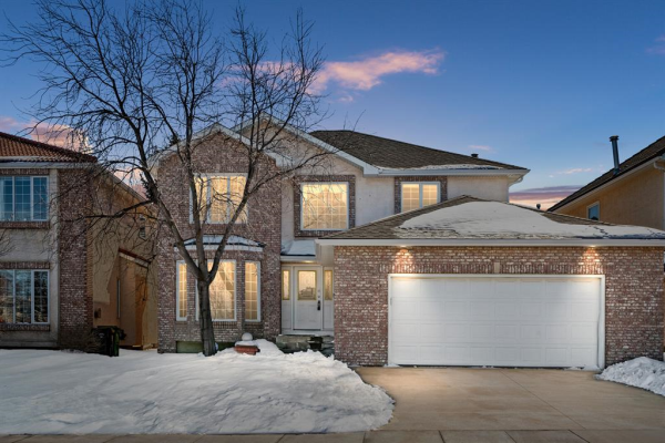 205 Hamptons Square NW, Calgary
