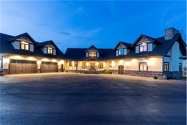 242036 96 East Street E, Rural Foothills County
