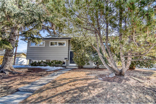 12108 Lake Waterton Way SE, Calgary