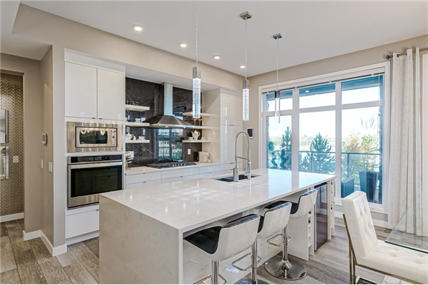 17 Mahogany Circle SE, Calgary