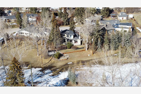 136 Gateway Place SW, Calgary