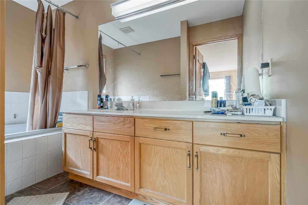 Listing A2038980 - Large Photo # 27