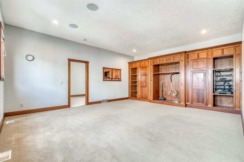 Listing A2039541 - Large Photo # 28
