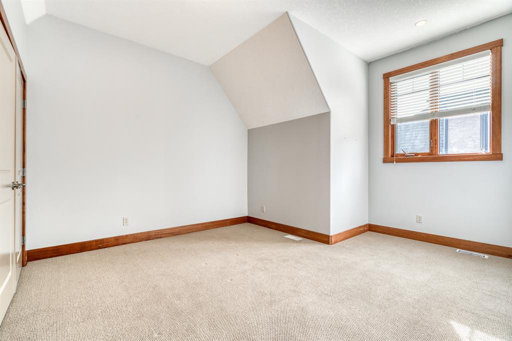 Listing A2039541 - Large Photo # 30