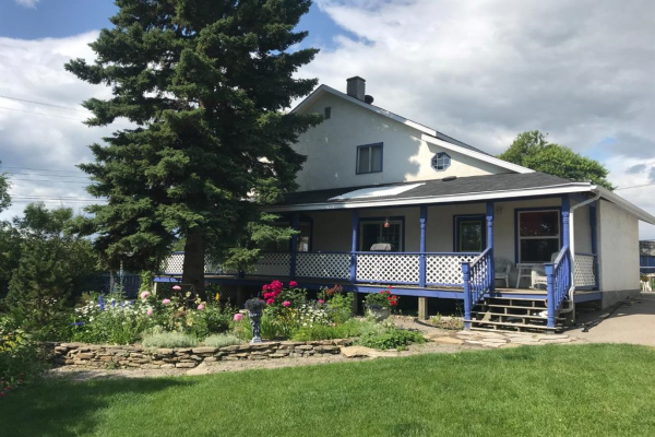 424 THIRD Street W, Cochrane