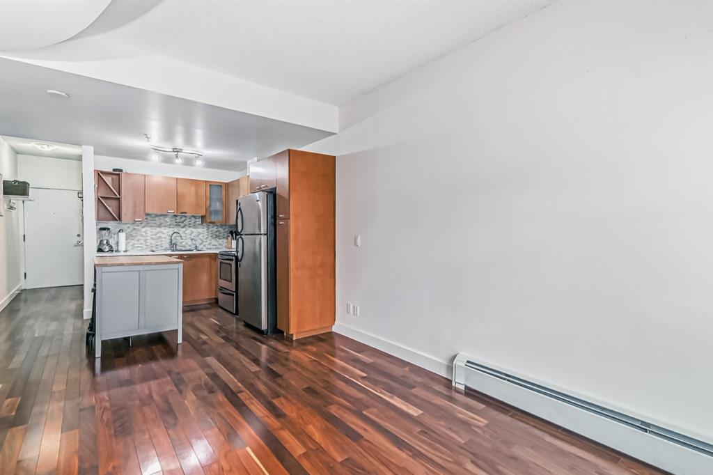Listing A2041627 - Large Photo # 13