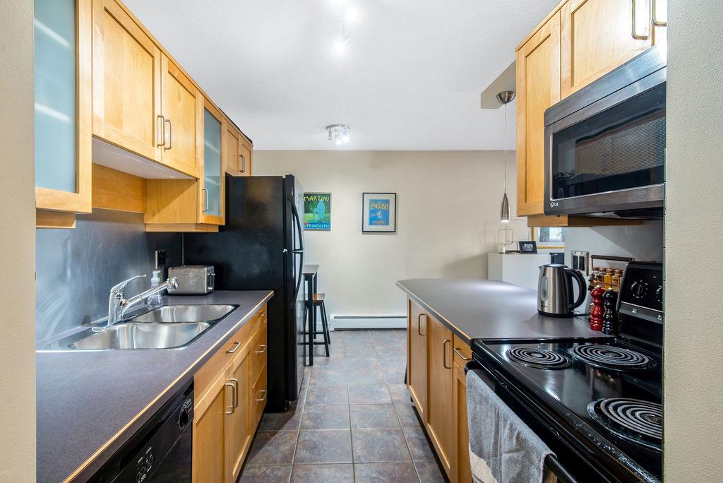 Listing A2042598 - Large Photo # 4