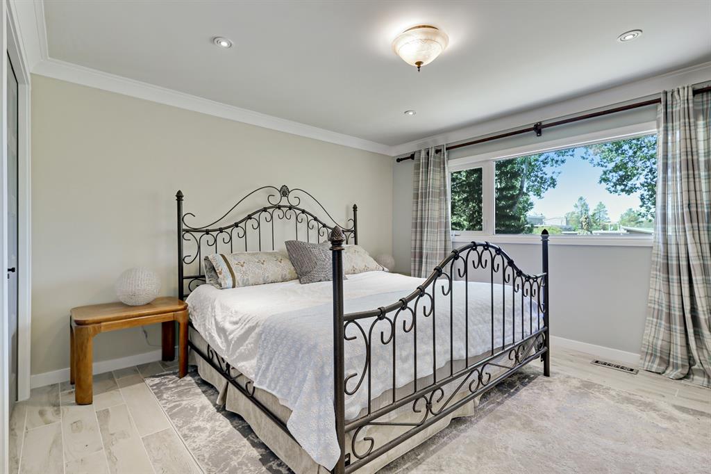 Listing A2042884 - Large Photo # 21