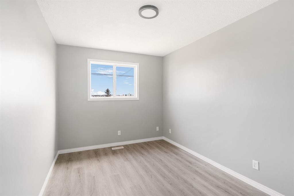 Listing A2043012 - Large Photo # 17